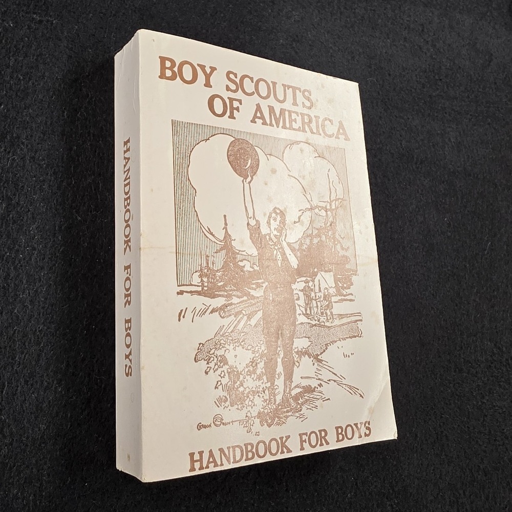 Boy Scouts of America Handbook for Boys 1988 Printing ISBN 0-8395-3100-1 - Picture 1 of 3
